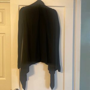 Black lululemon wrap. Great condition!